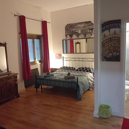 Mirti Subway Apartment Рим Екстер'єр фото